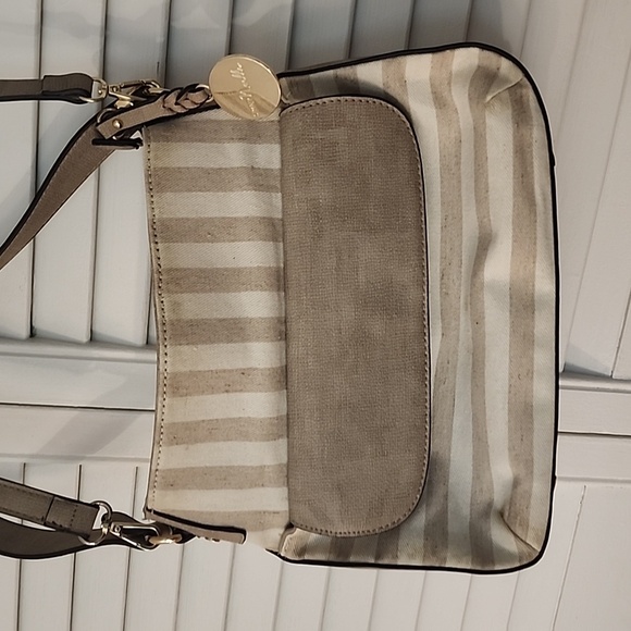 Simply Noelle purse top handle & adjustable crossbody - Picture 2 of 8